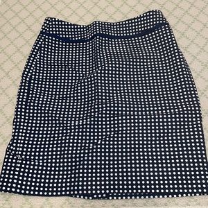 Vineyard vines polka dot pencil skirt- NWT